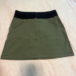 Lucy brand olive skirt, Size M